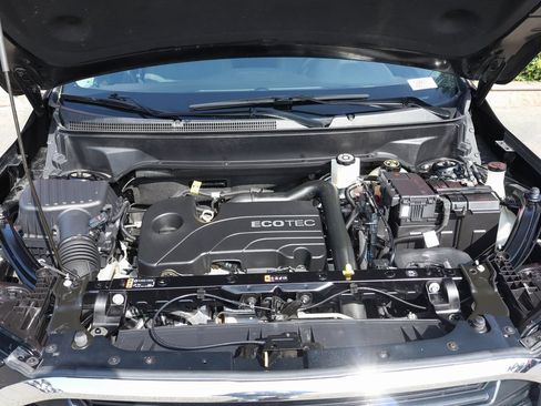 Used 2020 GMC Terrain SLE w/ Driver Convenience Package image 11