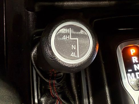 Used 2021 Jeep Wrangler Unlimited Rubicon image 20