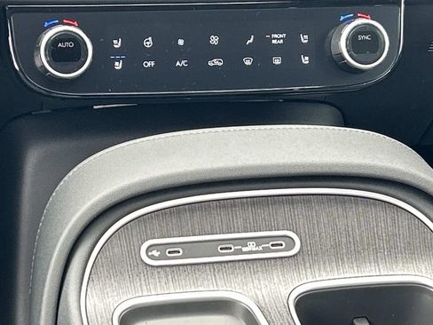 New 2026 Hyundai Palisade Limited image 28