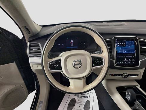 Certified 2023 Volvo XC90 B5 Core w/ Protection Package Premier AWD/4WD image 11