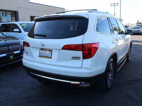 Used 2018 Honda Pilot Touring image 7