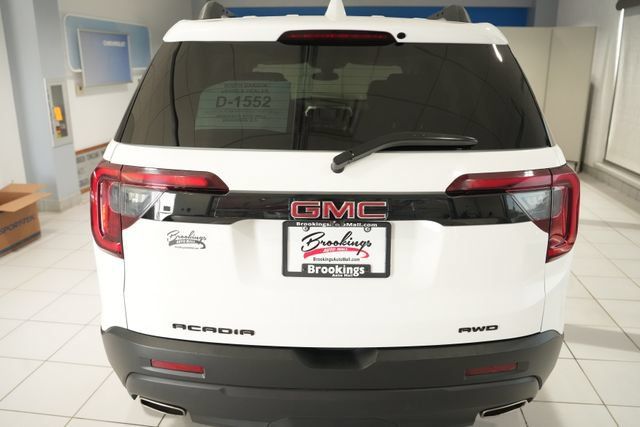 Used 2023 GMC Acadia SLE w/ Elevation Edition AWD/4WD image 8