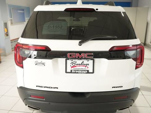 Used 2023 GMC Acadia SLE w/ Elevation Edition AWD/4WD image 8