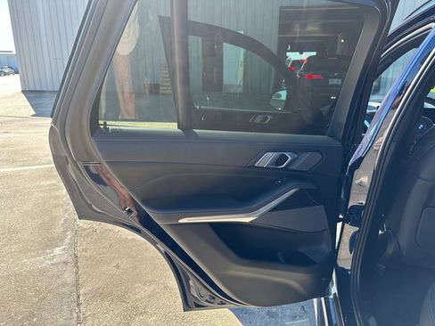 Certified 2024 BMW X5 xDrive40i w/ M Sport Package image 25