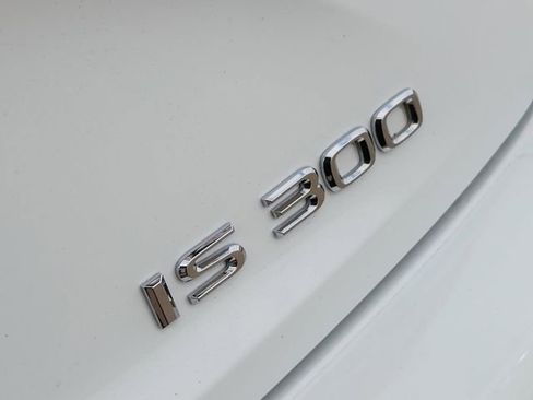 Used 2019 Lexus IS 300 F Sport w/ F Sport Package RWD image 11