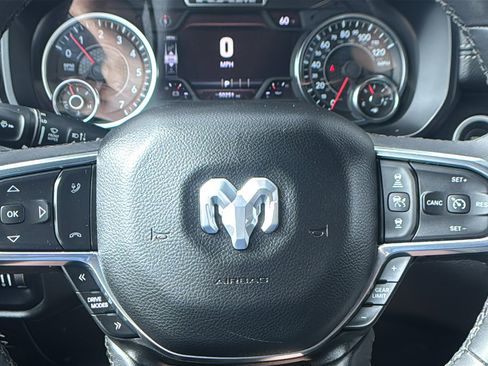 Used 2025 RAM 1500 Laramie AWD/4WD image 34
