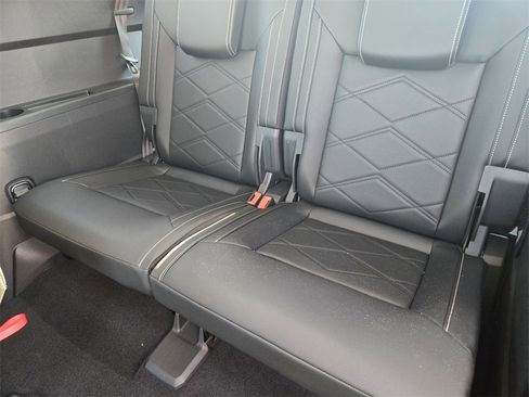 New 2026 Volkswagen Atlas SE image 22