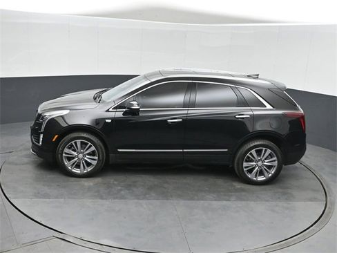Used 2025 Cadillac XT5 Premium Luxury image 34