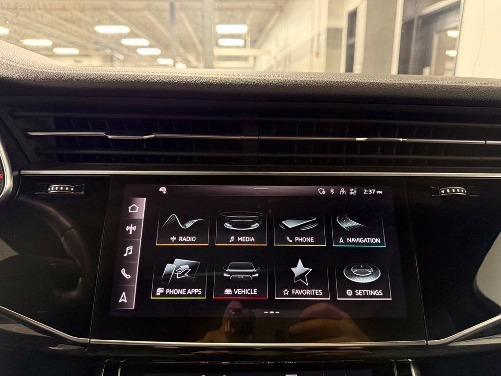 Used 2023 Audi Q7 2.0T Premium w/ Convenience Package AWD/4WD image 13
