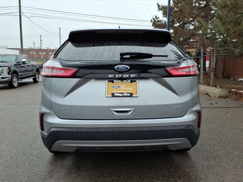 Certified 2023 Ford Edge SEL image 7