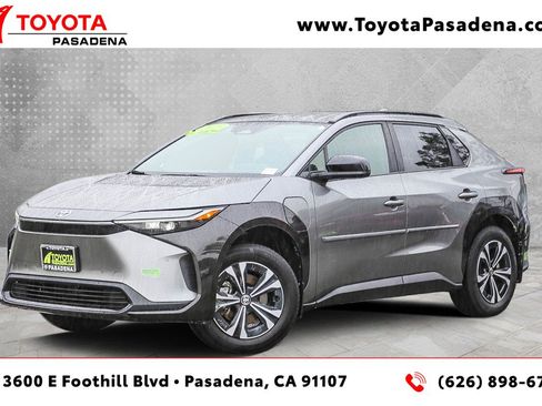 Used 2023 Toyota bZ4X XLE image 1