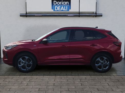 Used 2024 Ford Escape ST-Line w/ Tech Pack #1 AWD/4WD image 6