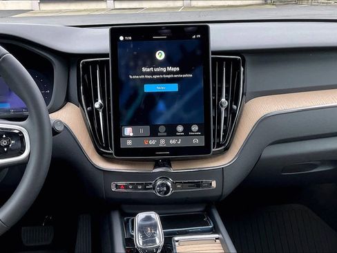 New 2026 Volvo XC60 T8 Plus w/ Protection Package Premier image 9