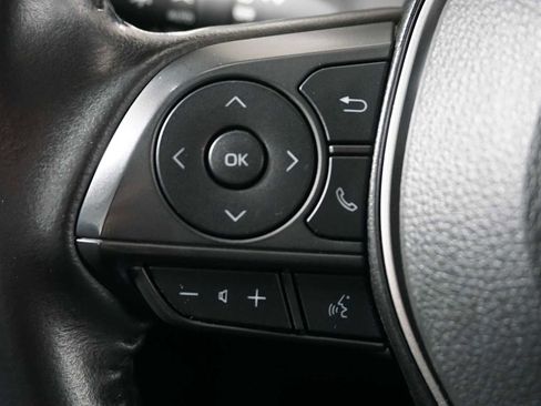 Used 2023 Toyota Corolla Cross XLE image 25