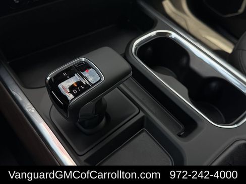 New 2026 GMC Sierra 1500 SLT AWD/4WD image 15
