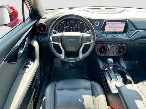 Used 2021 Chevrolet Blazer RS w/ Enhanced Convenience Package image 24