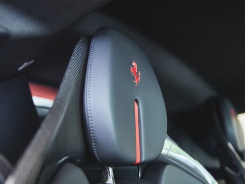 Used 2022 Ferrari SF90 Stradale image 31