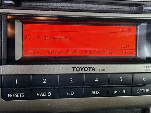 Used 2013 Toyota 4Runner SR5 w/ Convenience Pkg image 21