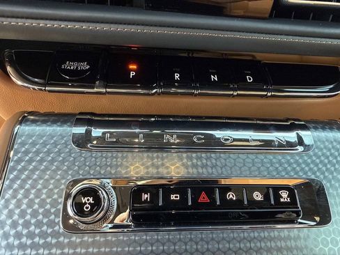 New 2026 Lincoln Aviator Black Label w/ Dynamic Handling Package image 29