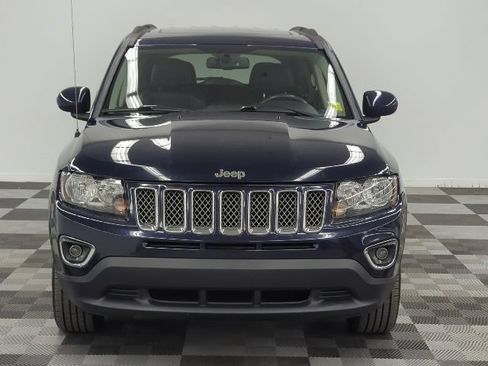 Used 2016 Jeep Compass High Altitude FWD image 2