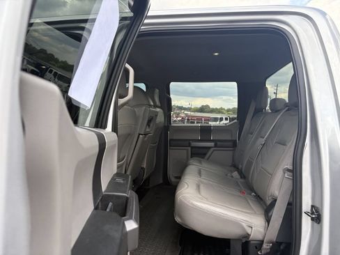 Used 2019 Ford F250 XLT w/ XLT Value Package AWD/4WD image 15