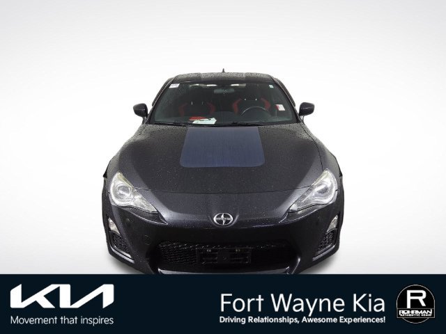 Used 2016 Scion FR-S RWD image 3