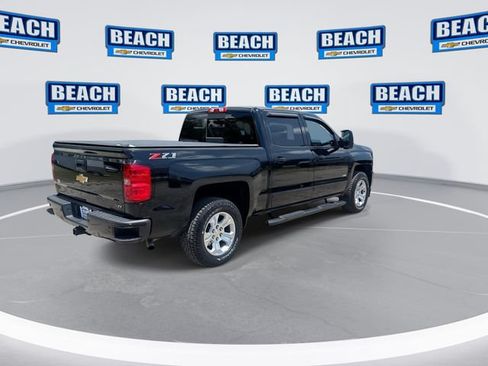 Used 2018 Chevrolet Silverado 1500 LT w/ All Star Edition AWD/4WD image 8