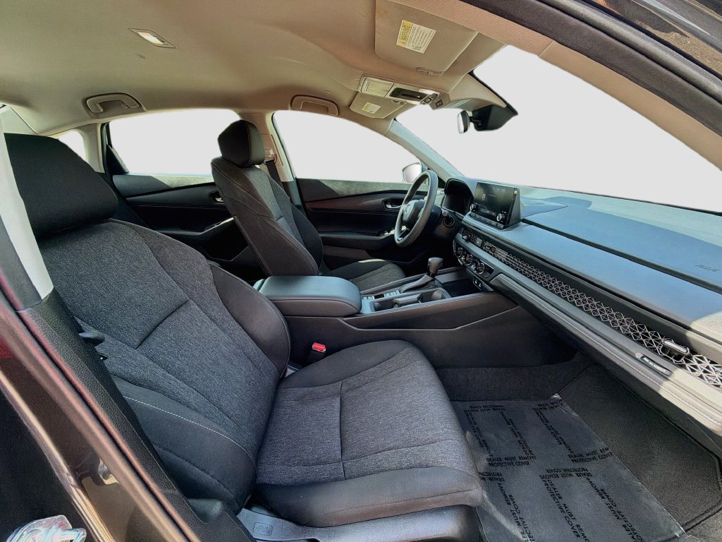 Certified 2025 Honda Accord LX image 31