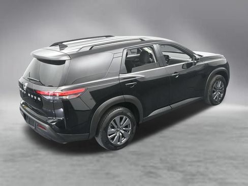 Used 2025 Nissan Pathfinder SV FWD image 55