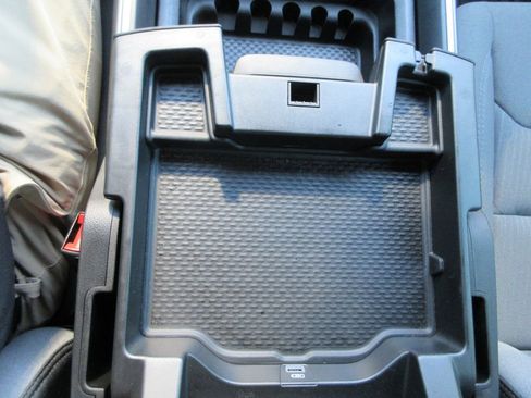 Used 2021 RAM 1500 Big Horn image 31