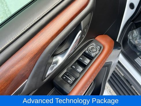 Used 2023 GMC Yukon XL Denali Ultimate image 17