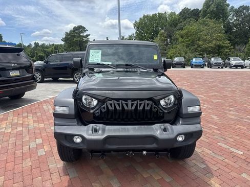 Used 2020 Jeep Wrangler Sport AWD/4WD image 31
