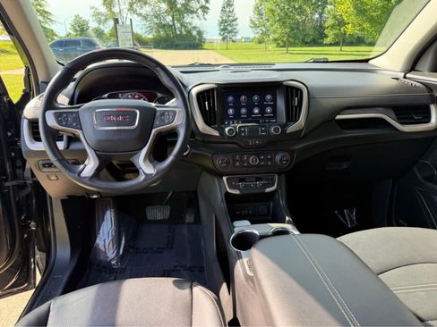 Used 2022 GMC Terrain Denali w/ LPO, Floor Liner Package AWD/4WD image 13