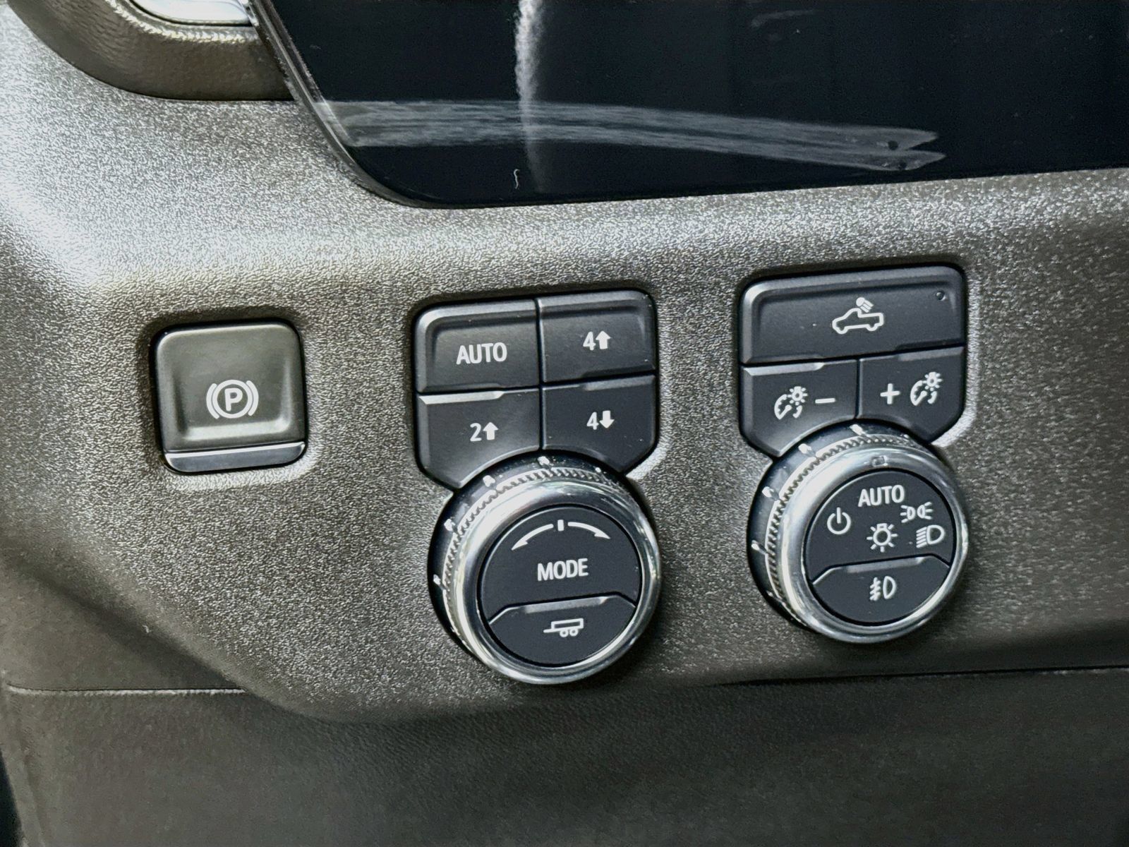 Used 2025 GMC Sierra 1500 Elevation AWD/4WD image 12