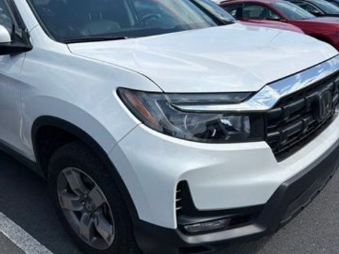 Used 2025 Honda Ridgeline RTL image 14