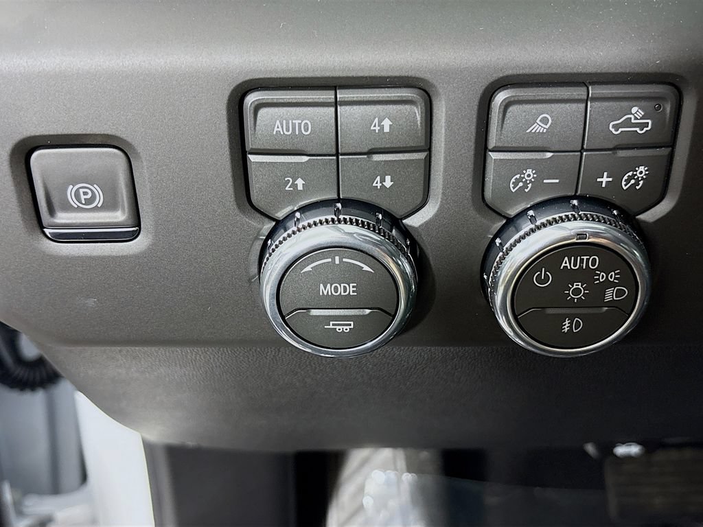 New 2026 GMC Sierra 2500 AT4X AWD/4WD image 10