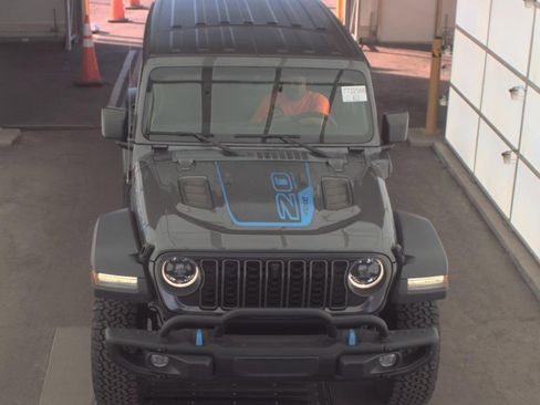 Used 2023 Jeep Wrangler Unlimited Rubicon 4xe AWD/4WD image 3