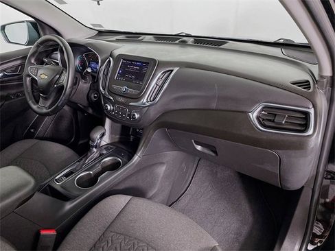 Used 2023 Chevrolet Equinox LT w/ Driver Convenience Package image 32