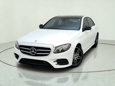 Used 2020 Mercedes-Benz E 350 Sedan image 2
