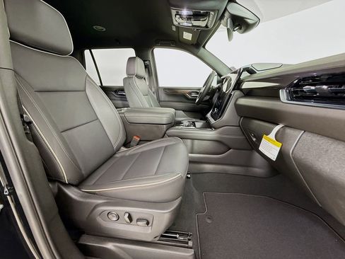 New 2026 GMC Yukon Elevation AWD/4WD image 34