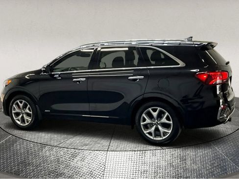 Used 2019 Kia Sorento SX image 5