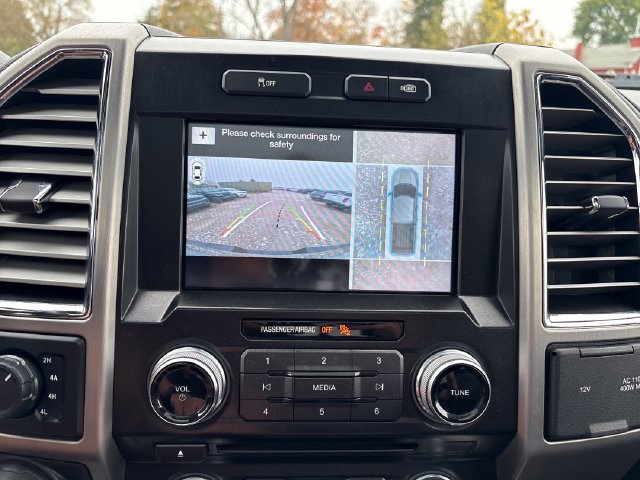 Used 2016 Ford F150 Platinum w/ Equipment Group 701A Luxury AWD/4WD image 16