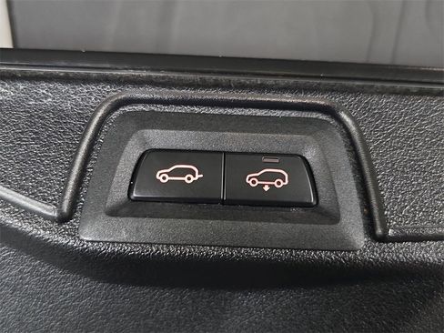 Used 2024 BMW X5 xDrive50e w/ Executive Package image 16