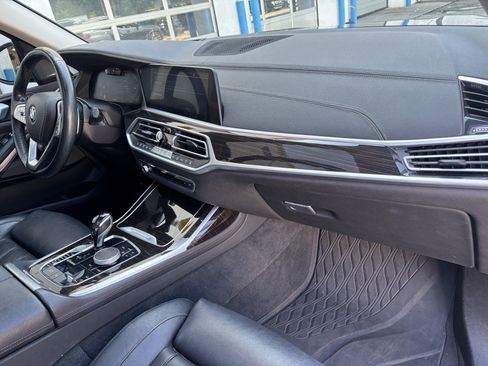 Used 2019 BMW X7 xDrive50i w/ Premium Package AWD/4WD image 22