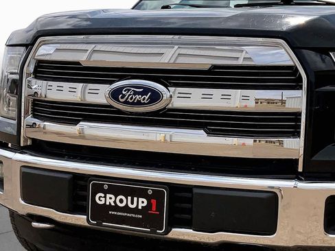 Used 2015 Ford F150 Lariat w/ Equipment Group 502A Luxury AWD/4WD image 30