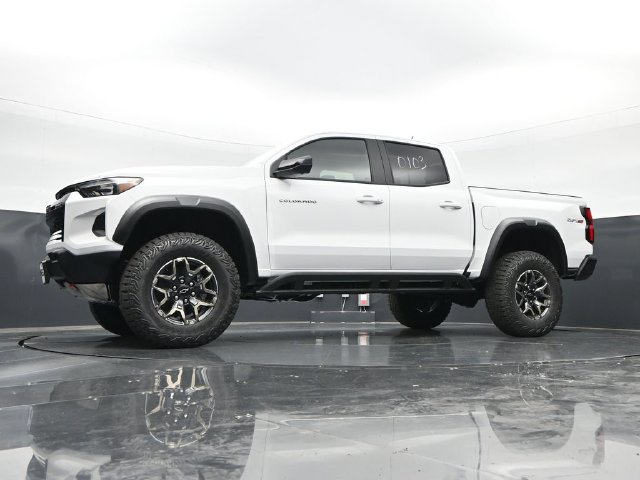 New 2026 Chevrolet Colorado ZR2 w/ Technology Package AWD/4WD image 58