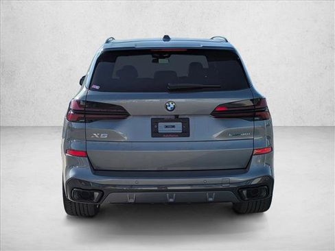 New 2026 BMW X5 sDrive40i w/ M Sport Package image 8