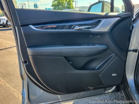 Certified 2024 Cadillac XT6 Premium Luxury w/ Technology Package AWD/4WD image 21