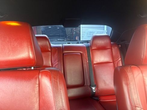 Used 2015 Dodge Challenger SXT Plus w/ Sound Group II image 27