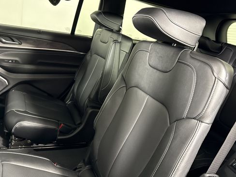 New 2025 Jeep Grand Cherokee L Overland w/ Advanced Protech Group III image 10